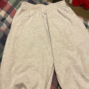 Light grey woman’s joggers